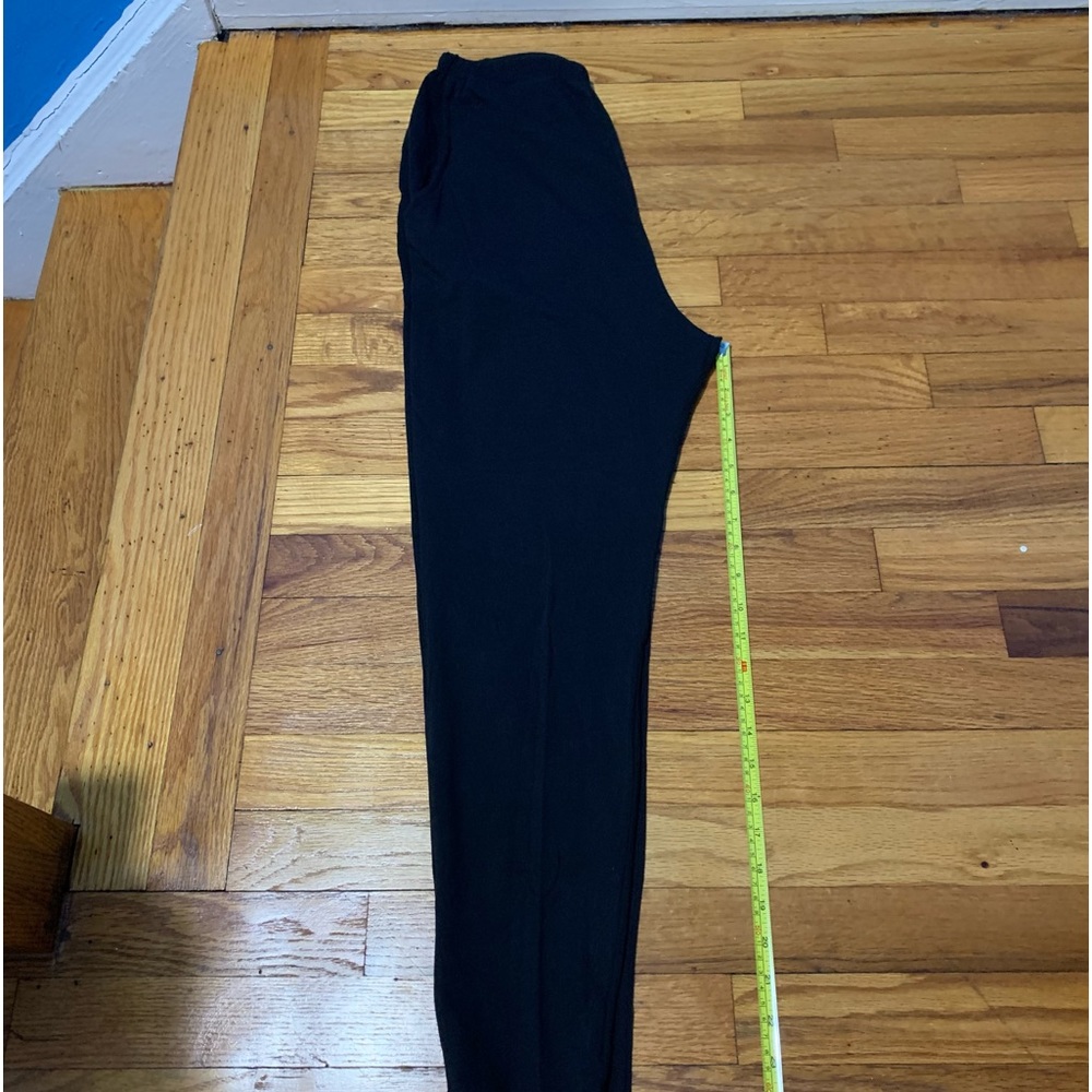 Raven + Lily pants.